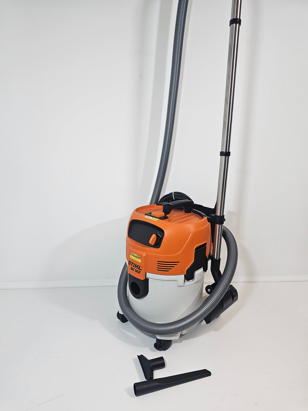 STIHL Nass-u.Trockensauger SE122