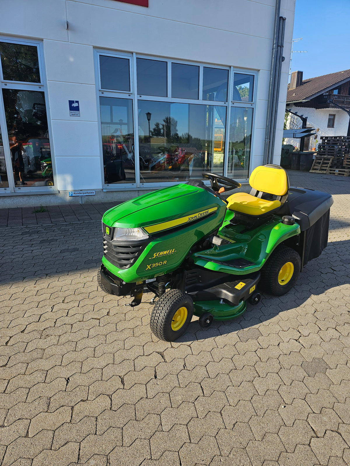 JOHN DEERE Rasentraktor X350R